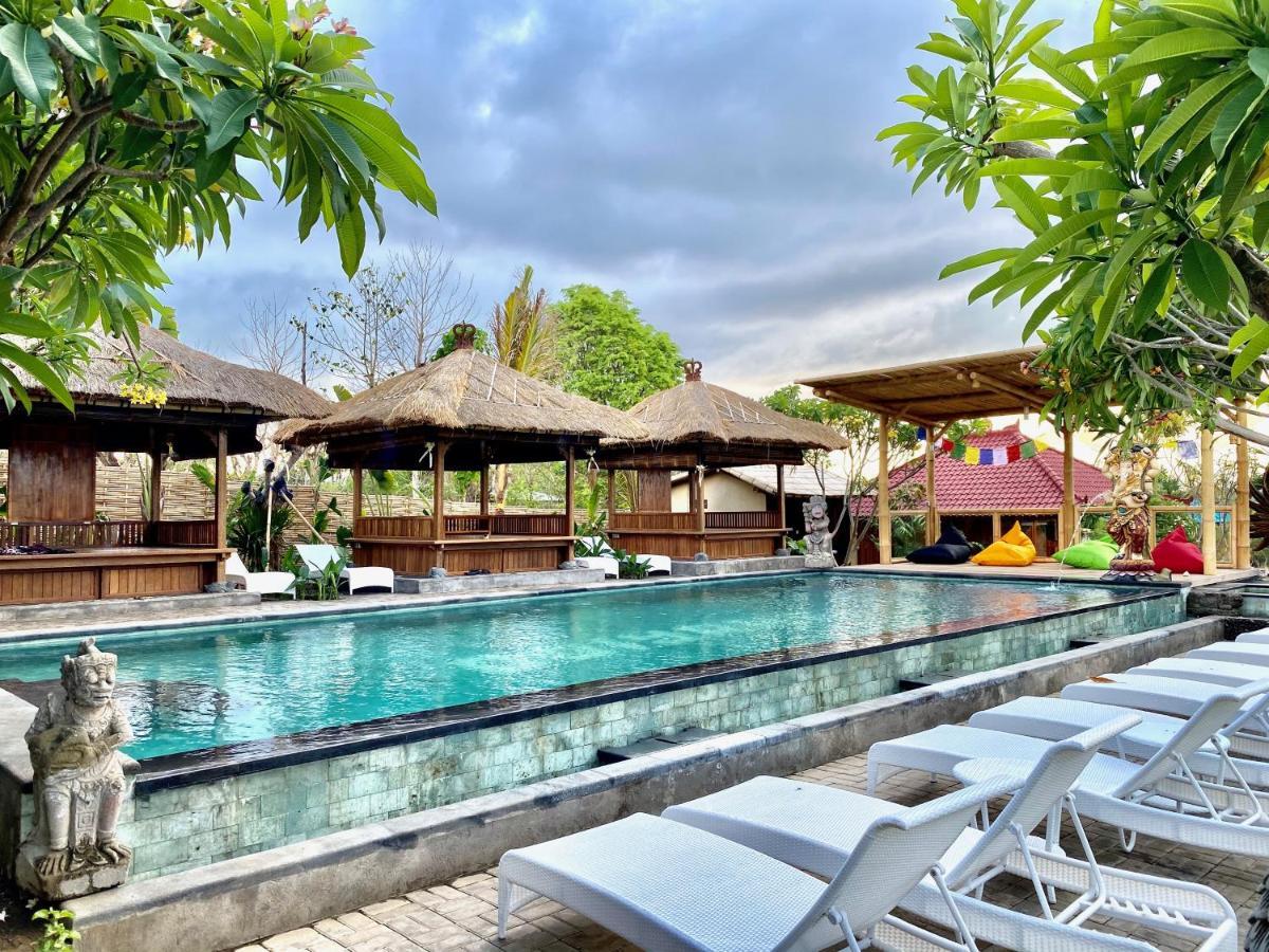 Odiyana Bali Retreat Hotel Banyuwedang Exterior photo