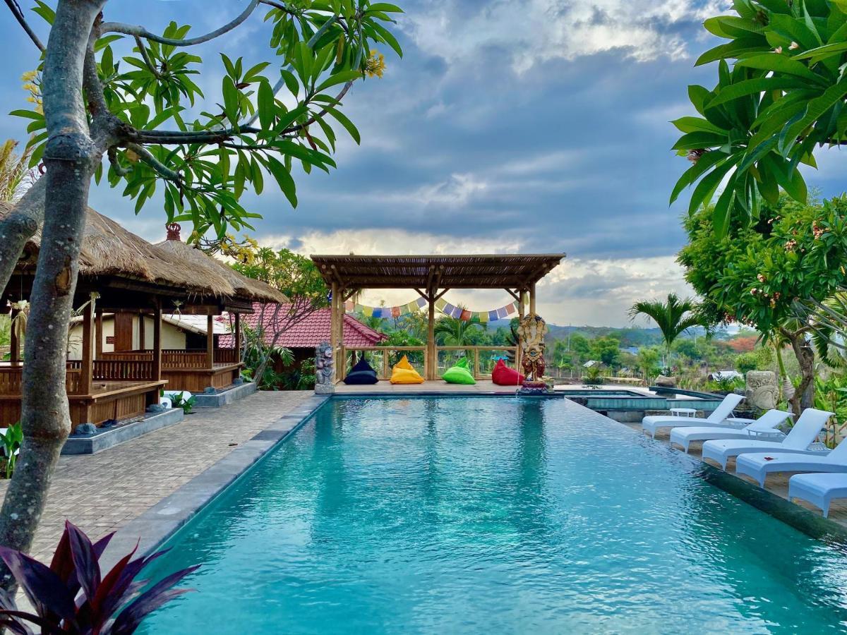 Odiyana Bali Retreat Hotel Banyuwedang Exterior photo