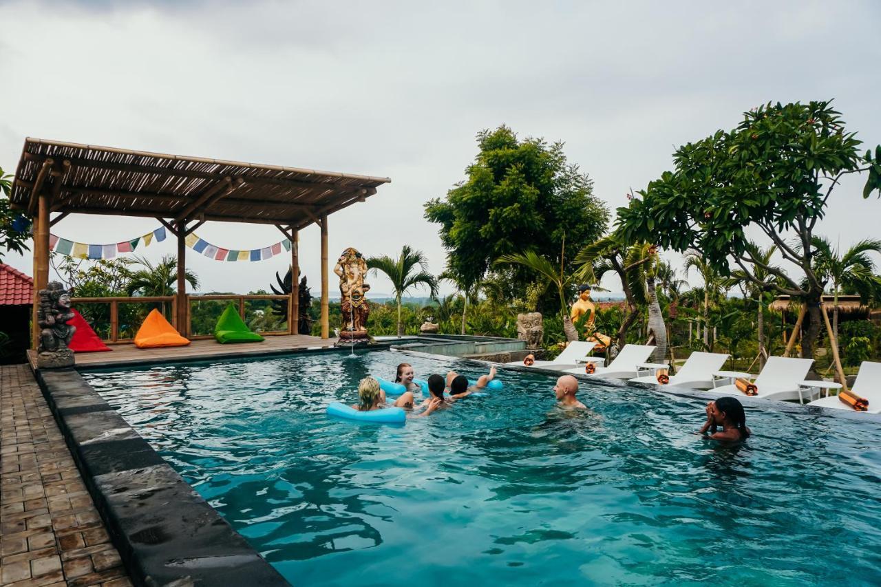 Odiyana Bali Retreat Hotel Banyuwedang Exterior photo